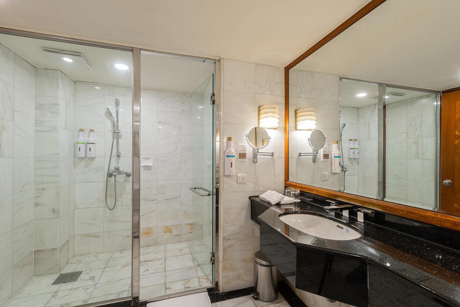 Hotel National Taichung Buitenkant foto