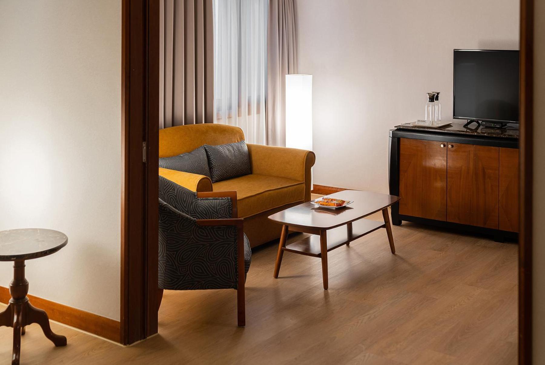 Hotel National Taichung Buitenkant foto