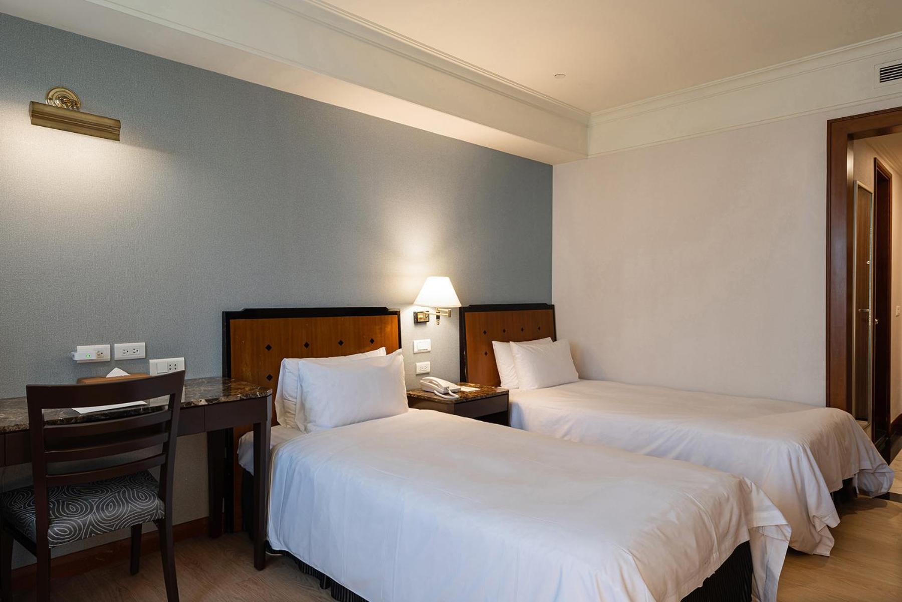 Hotel National Taichung Buitenkant foto