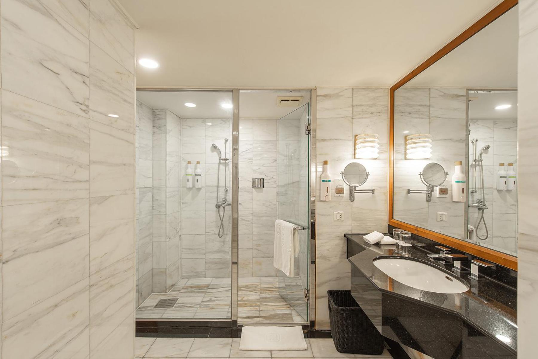 Hotel National Taichung Buitenkant foto